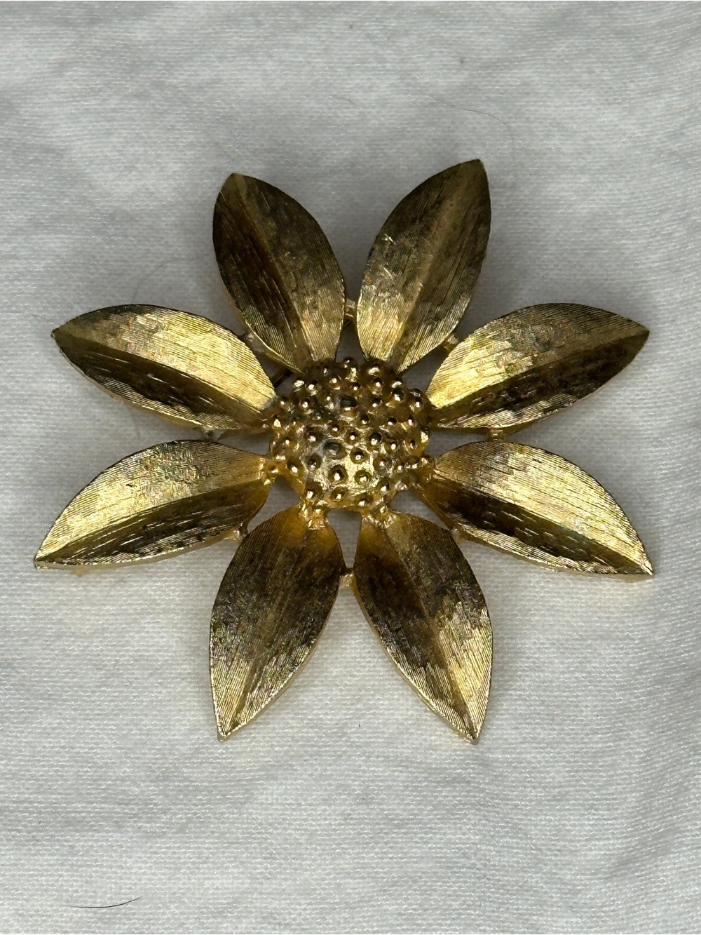 Sarah Coventry Gold Floral Petal Brooch